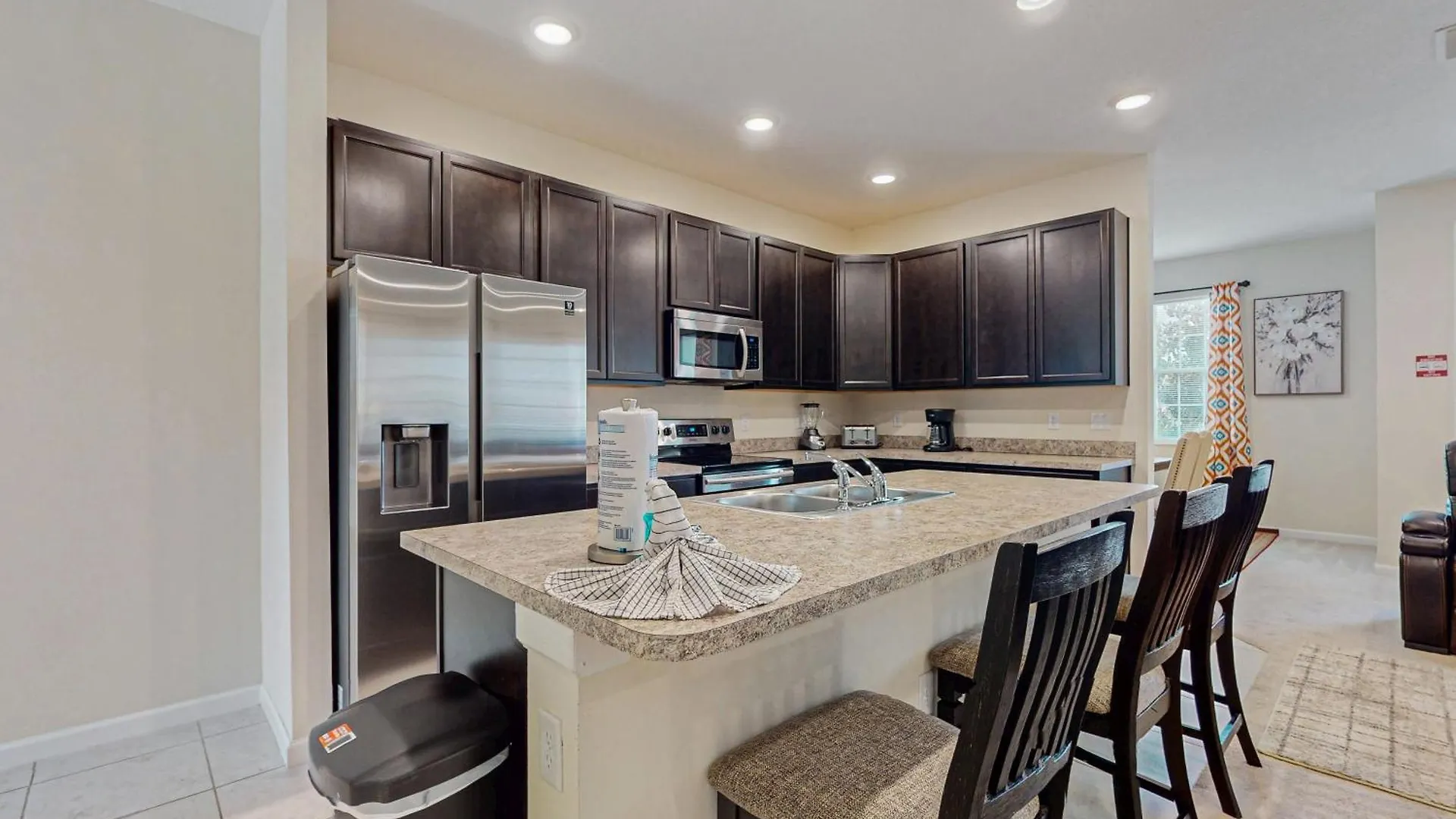 Magwins Villa Davenport United States